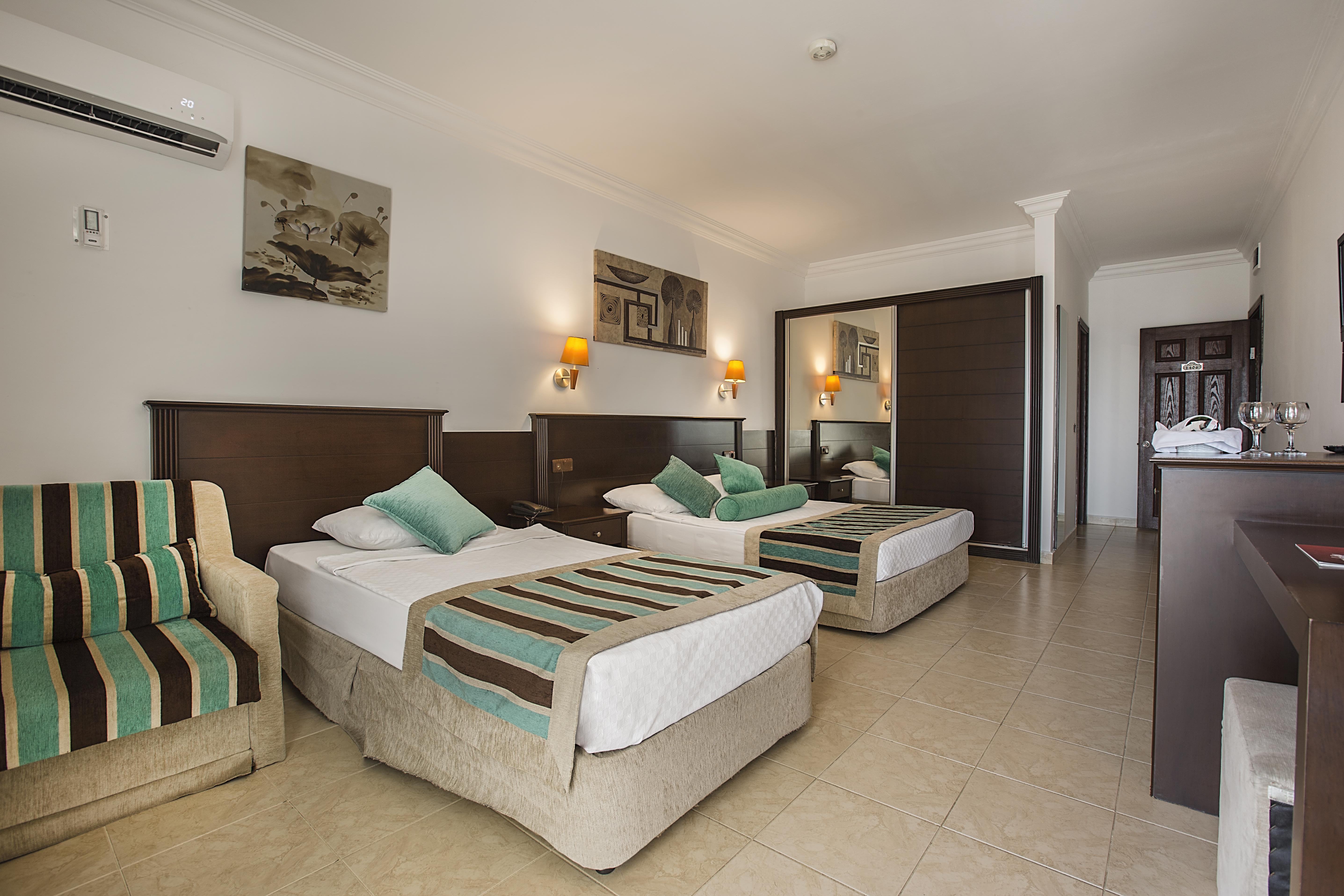 Kleopatra Royal Palm Hotel Alanya Bagian luar foto