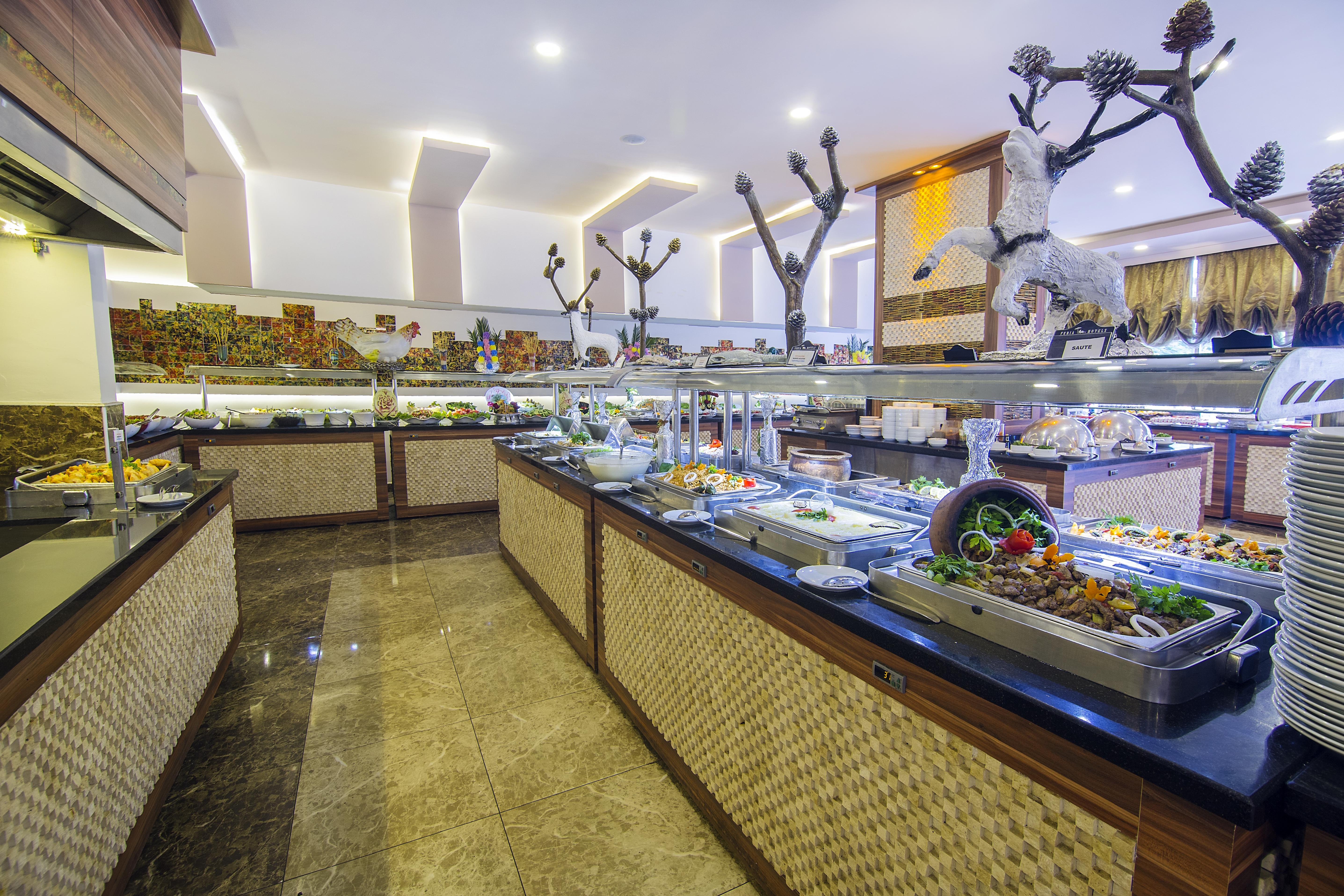 Kleopatra Royal Palm Hotel Alanya Bagian luar foto
