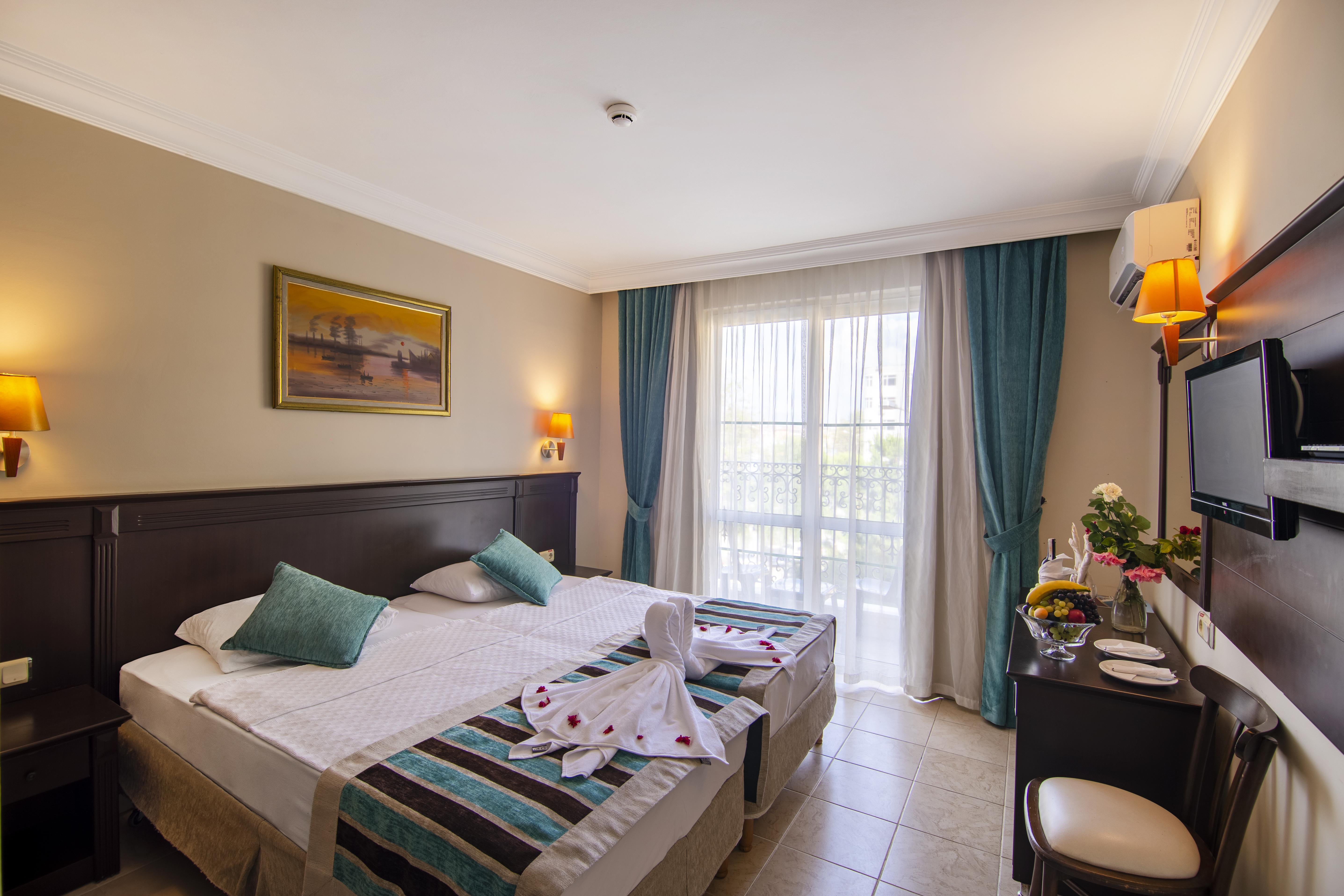 Kleopatra Royal Palm Hotel Alanya Bagian luar foto