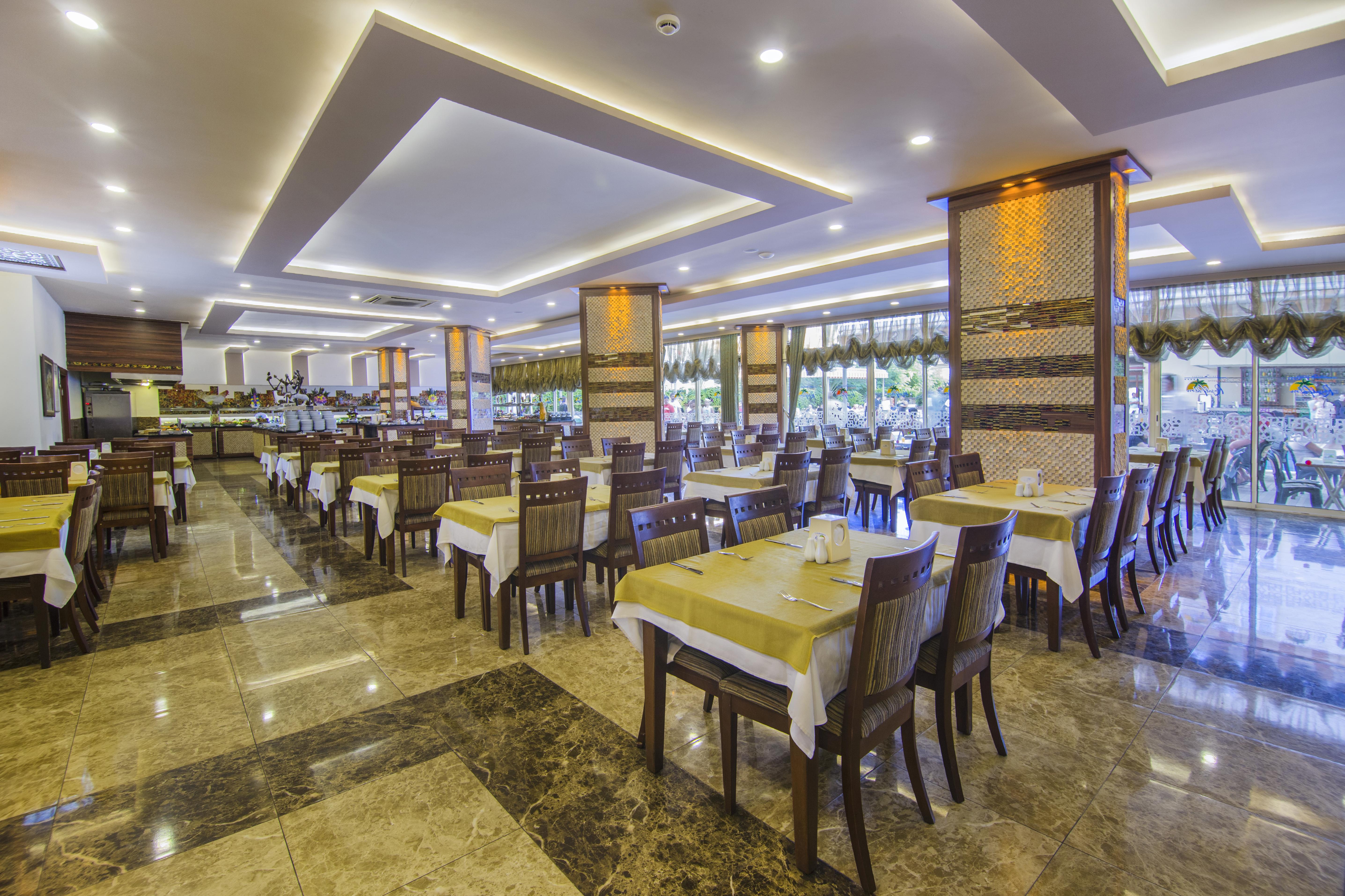 Kleopatra Royal Palm Hotel Alanya Bagian luar foto