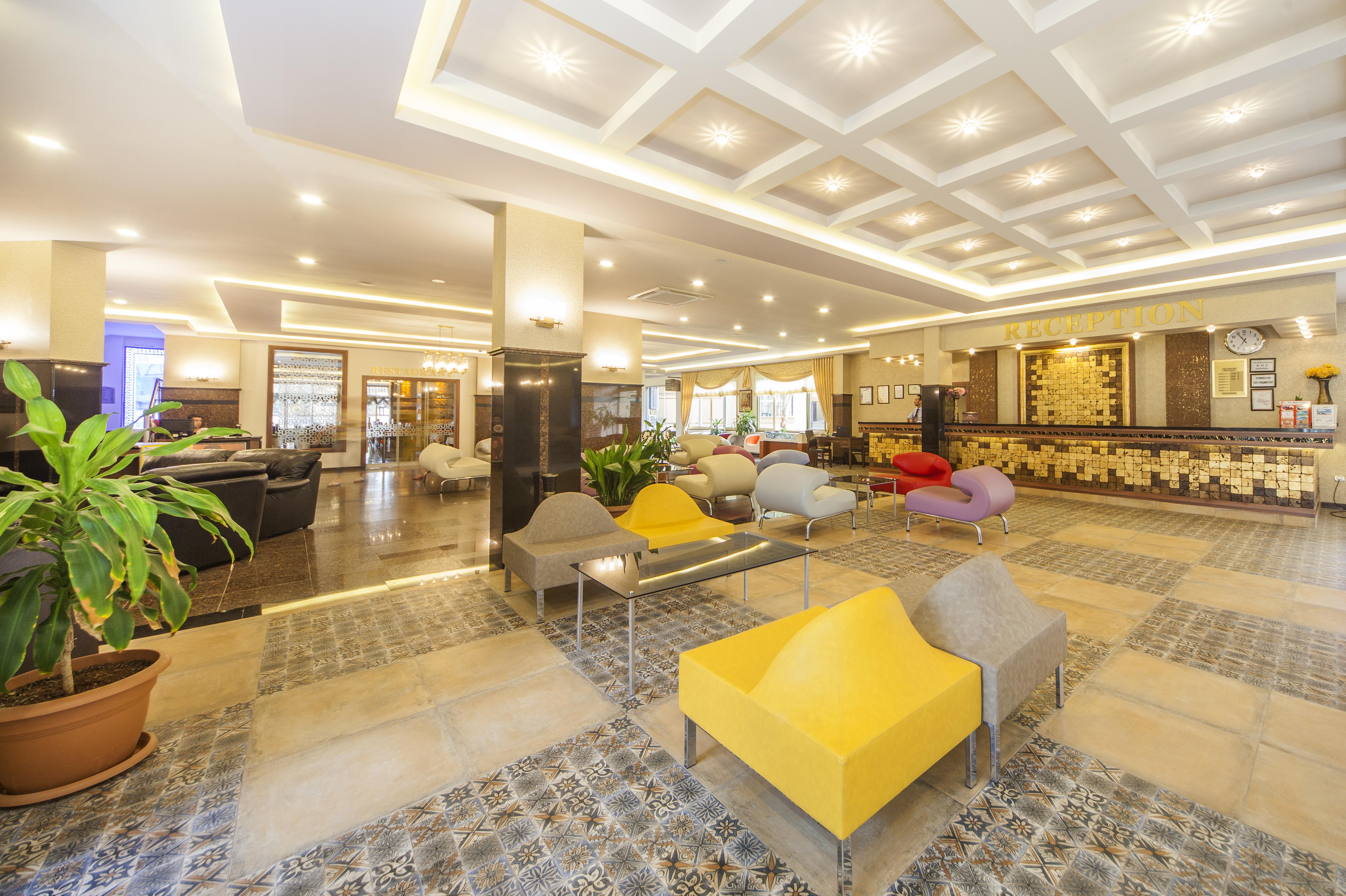 Kleopatra Royal Palm Hotel Alanya Bagian luar foto