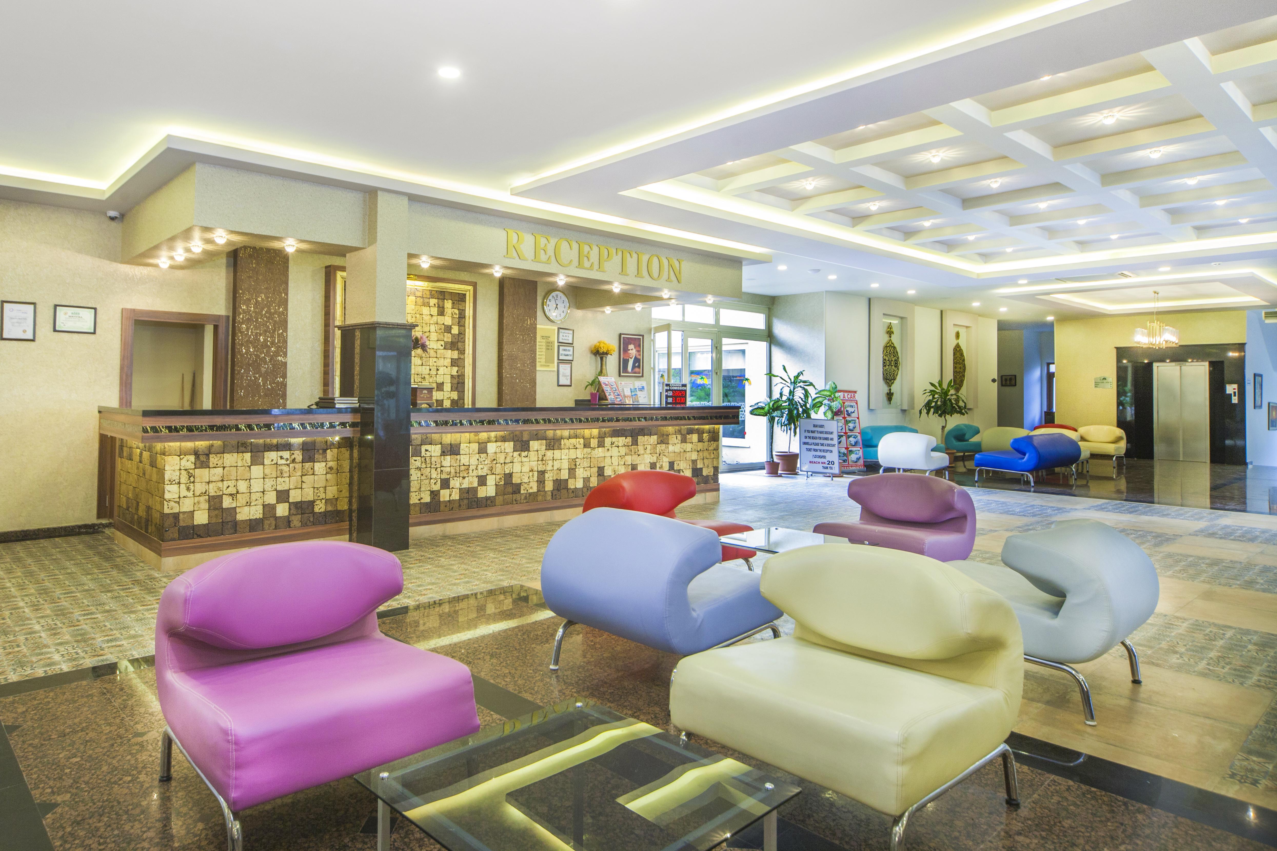 Kleopatra Royal Palm Hotel Alanya Bagian luar foto