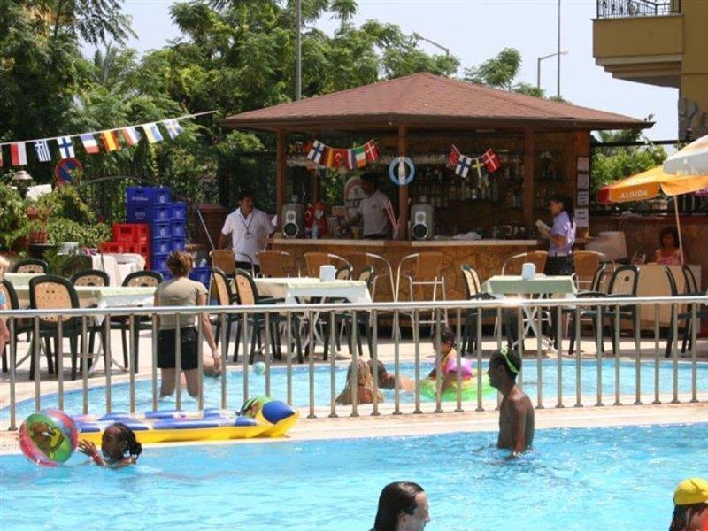 Kleopatra Royal Palm Hotel Alanya Bagian luar foto