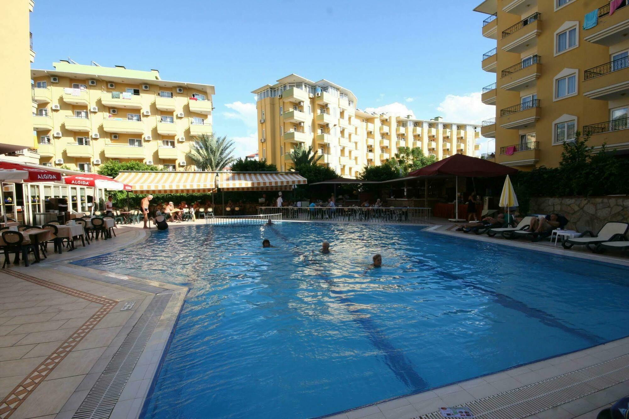 Kleopatra Royal Palm Hotel Alanya Bagian luar foto